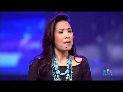 Hai Kich Hoang Minh Hong Dao- Me Cua Hoa Hau – YouTube