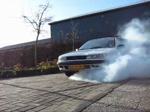 How to do a burnout in a front wheel drive car. Step by Step.