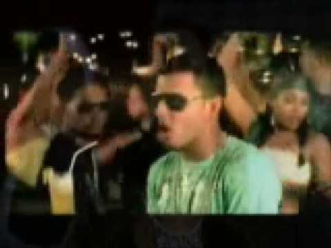 Video de Agárrala (feat. Plan B) de Tito 'El Bambino'