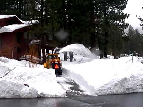 Snow Removal - Help me MT5, you're our only hope... A NEW HOPE It is a period of Winter war. Mother Nature, striking from a hidden base, has won her first victory against t...