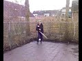 Vechten met een Bladblazer Vechten met een Bladblazer