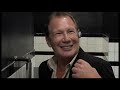 Kevin Nealon, Garry Shandling, bluetooth devices. What could possibly go wrong? This is the intro to Kevin Nealon's hilarious stand-up special as seen on Showtime and Available on DVD October 6th. Garry Shandling next appears in Iron Man 2. Pre-order Today! www.amazon.com Starring... Kevin Nealon, Garry Shandling, Jo Koy  Tim Bagley Written by Kevin Nealon Directed  Edited by Andy Signore Director of Photography John Carreon Sound by Jason Serrone Make Up by Michelle Weinberg Camera ...