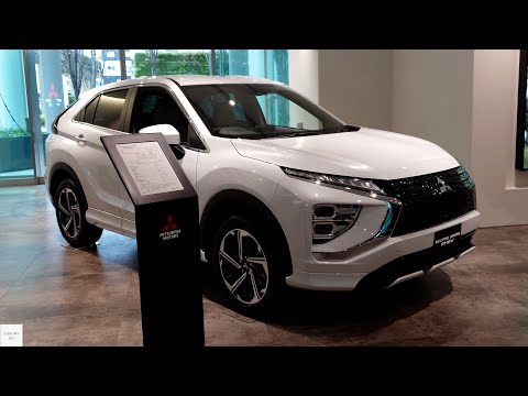 2025 Mitsubishi Eclipse Cross PHEV (Plug-in Hybrid) AWD / In-Depth Walkaround Exterior & Interior