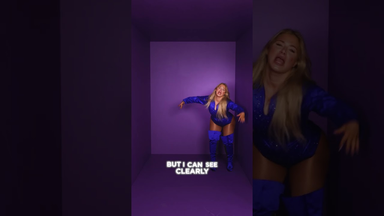 She blue you away too, right? 🇩🇰 Denmark #Sissal #Hallucination #Eurovision2025 #Eurovision