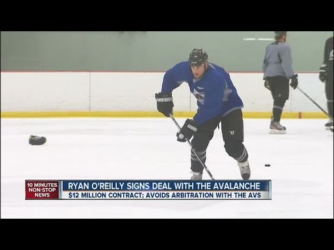 Ryan O'Reilly re-signs deal with Avs