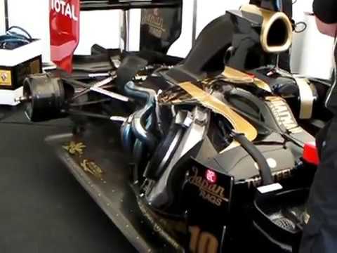 F1 Sound Lotus Renault GP Engine warming-up