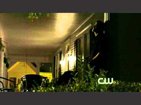 The Vampire Diaries Stefan looking out for Elena 1x06