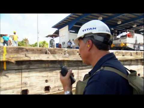 engineering - If you like PC Games visit: http://www.freemmorpgtoplay.com/ The Panama Canal (Spanish: Canal de Panamá) is a 48-mile (77.1 km) ship canal in Panama that con...