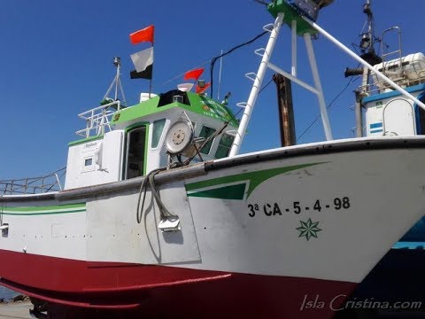 Botadura del barco PESCAITO GABRIEL Y MANUEL de Isla Cristina