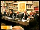 Limpatto sullopinione pubblica del disastro della centrale di Chernobyl avvenuto nel 1986 fu enorme. Ma quale fu il ruolo dellinformazione e dei grandi interessi economici in quella vicenda che condizionò radicalmente la politica energetica del nostro paese? Il libro presentato alla Fondazione Ugo La Malfa il 27 novembre 2008 dal titolo Maledetta Chernobyl affronta questi temi. Insieme agli autori Corbellini e Velonà, numerosi illustri ospiti si spingono nellanalisi di quelli che potrebbero essere gli scenari futuri per lItalia in relazione allapprovvigionamento energetico, alla dipendenza dal petrolio, alla riscoperta del nucleare e delle fonti rinnovabili e allapertura del mercato dellenergia.  Gli atti video della presentazione di Maledetta Chernobyl sono suddivisi in 9 sezioni relative agli interventi degli ospiti: 1.Presentazione di Giorgio La Malfa2.Piero Angela3.Maurizio Cumo/Angelo Airaghi4.Francesco Corbellini5.Franco Velonà6.Salvatore Toriello/Ernesto Auci7.Franco Viezzoli/Giuseppe Ammassari8.Umberto Minopoli9.Conclusioni di Piero Angela e Giorgio La Malfa