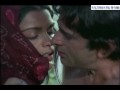 Zeenat_Shashi_Kiss_(RaRe)
