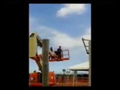 Plataforma Movel - MOSTRANDO PAINEL DE CONTROLE E ALGUNS MOVIMENTOS DA MÁQUINA.