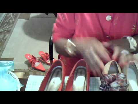how to fit small shoes