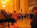yefim bronfman performs at grand central terminal to launch his auction for the food bank for new york city

www.orpheusnyc.org
www.foodbanknyc.org