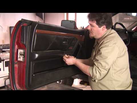 Auto Repair & Mechanics : How to Remove a Car Door Panel