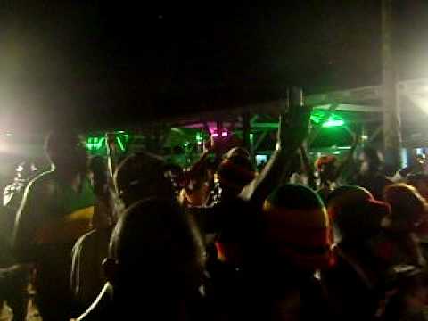 VillageRasta - l'anniversaire de bob marley au village rasta vridi.