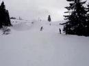 eric se bouffe sur une barre de slide � avoriaz