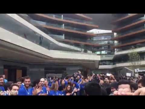 Apple store - Photos: http://chkcgtyhn.blogspot.com/2014/04/blog-post.html chkcgtyhn@me.com Twitter /chkcgtyhn Facebook /chkcgtyhn.