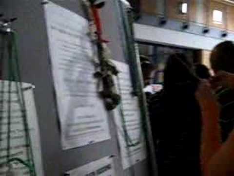 Wir knüpften ein Band gegen Rassismus