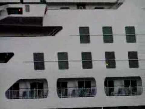 Norwegian Dream at Kiel-Canal