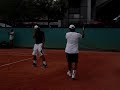 Rafael Nadal entrenando en roalnd garros 2007 con su tio Toni Nadal