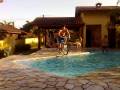videos de Rolêe de bike na piscina do miojoo.