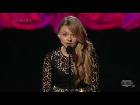 Scream Awards - Chloë Moretz presenting the