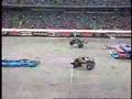 Grave-Digger-vs-Maxi