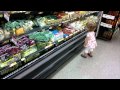 Larissa la cumpărături/ Shopping