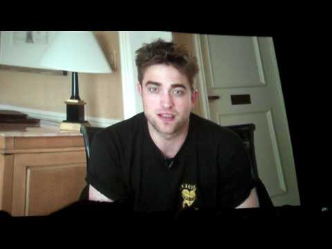 Robert Pattinsons special announcement! 