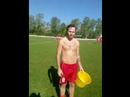 am 14. spieltag kommt es zum duell von jonas wendt und lothar sand aus k�ln-godorf. mit einem spieltagserfolg k�nnen die viktorianer bereits den vorrundensieg klarmachen.

verbandsliga mittelrhein 2007/08
13. spieltag

tipps von jonas wendt
fc junkersdorf - westwacht aachen (1)
vfl rheinbach - fc wegberg/beeck (0)
kaller sc - viktoria k�ln (2)
vfl leverkusen - vfl alfter (1)
borussia freialdenhoven - fortuna k�ln (0)
sf troisdorf - germania lich/steinstra� (0)
spvg. wesseling/urfeld - gfc d�ren (0)
fc hennef 05 - rhen. eschweiler (1)

tipps von lothar sand
fc junkersdorf - westwacht aachen (1)
vfl rheinbach - fc wegberg/beeck (1)
kaller sc - viktoria k�ln (2)
vfl leverkusen - vfl alfter (1)
borussia freialdenhoven - fortuna k�ln (0)
sf troisdorf - germania lich/steinstra� (1)
spvg. wesseling/urfeld - gfc d�ren (0)
fc hennef 05 - rhen. eschweiler (1)


tippspiel nach dem 13. spieltag
spieltagswertung (punkte gibt es nur f�r den gewinn eines spieltages) 
viktoria k�ln - viktoria-fans 2:4 (13. spieltag noch nicht in der wertung)

gesamtpunktzahl (richtige tendenz getippt) 
viktoria k�ln - viktoria-fans 45:45 (bei noch 5 ausstehenden spielen)

bisherige ergebnisse
1. spieltag: j�rgen radschuweit (viktoria k�ln) vs. peter kronenberg (fan) 2:3 
2. spieltag: dennis kirchen (viktoria k�ln) vs. fritz schmitz (fan) 4:4 
3. spieltag: timo schumacher (viktoria k�ln) vs. michael k�bbeler (fan) 5:3 
4. spieltag: franko fischer (viktoria k�ln) vs. andreas walterscheid (fan) 4:4
5. spieltag: robert mandziara (viktoria k�ln) vs. daniel stefan (fan) 3:5
6. spieltag: konrad czarnetzki (viktoria k�ln) vs. ralf h�rth (fan) 2:3
7. spieltag: matthias l�bbel (viktoria k�ln) vs. christof schmidt (fan) 3:3
8. spieltag: �zg�r camuralioglu (viktoria k�ln) vs. chris steier (fan) 4:4 
9. spieltag: michael denkewitz (viktoria k�ln) vs. frank schmidt (fan) 3:3 
10. spieltag: thomas h�pper (viktoria k�ln) vs. heinz schiffer (fan) 5:3
11. spieltag: daniel costatino (viktoria k�ln) vs. arnd ludwig (fan) 3:4
12. spieltag: nino fazlic (viktoria k�ln vs. klaus grosmann (fan) 5:5
13. spieltag: philipp sch�fers (viktoria k�ln) vs. mirko holysz (fan) 2:1 (bei noch 5 ausstehenden spielen)

hier noch einmal alle infos zum tippspiel:

ein neues tippspiel startet der fancenter in der spielzeit 2007/08.

zu jedem spieltag tippt ein vertreter von viktoria k�ln (spieler, trainer, mannschaftsbetreuer, pr�sident oder gesch�ftsf�hrer) gegen einen fan der h�henberger.

mal sehen wer am ende der hinrunde bzw. am ende der saison die nase vorne hat und sich als experte schimpfen lassen kann.

f�r jede richtige tendenz gibt es einen punkt.
getippt wird nach dem oddsett-verfahren

1= heimsieg
0= unentschieden
2= g�steerfolg 

zum tippspiel gibt es auch einen trailer unter http://www.youtube.com/watch?v=m9fdvs0lwsk 

mehr infos �ber viktoria k�ln von fans f�r fans unter http://viktoria-koeln-fancenter.de