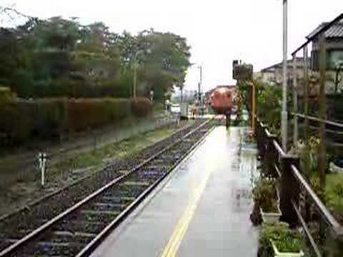 島原鉄道（3/30）島鉄本社前駅　キハ２０接近
