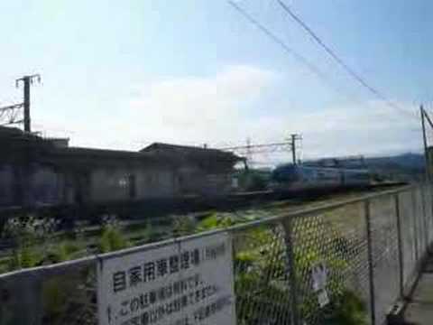 北近畿タンゴ鉄道を発車するタンゴディスカバリー