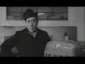 Don Camillo benedice il trattore comunista