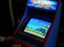 m�quina recreativa multijuegos decorada con los motivos cl�sicos arcade 