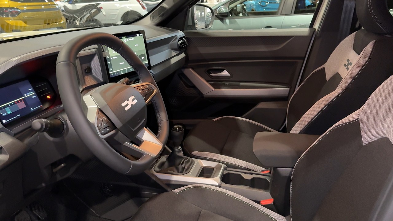 DACIA DUSTER 2026 Journey (UPDATED model) - NEW INTERIOR details updated UPHOLSTERY, lumbar support