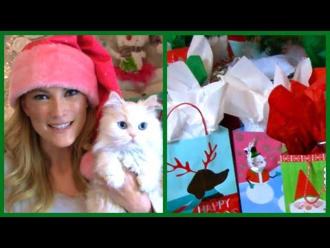 EllesGlitterGossip - I hope you enjoy day 1 of Vlogmas! ❄ Congratulations to https://www.youtube.com/user/LLPete08, the winner of today's giveaway! 24 Days of Giveaways Rules: ...