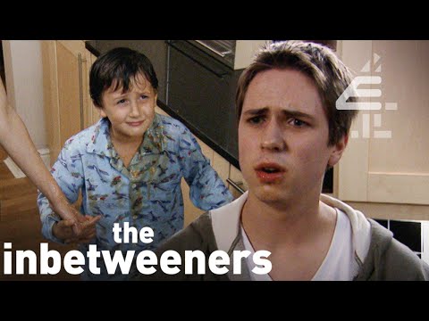 BEST OF THE INBETWEENERS | All The Funniest Moments from Series 1!
