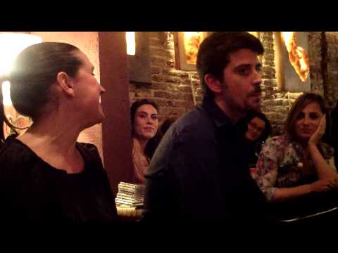 coy - Presentació a Casa portuguesa del seu darrer treball discogràfic, Orlando. Acompanyada a la percussió per Ramón Ángel Maig 2013 Autor: António Variações.