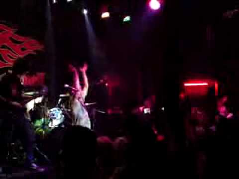 waomr LIVE IN THESSALONIKI @ 8BALL