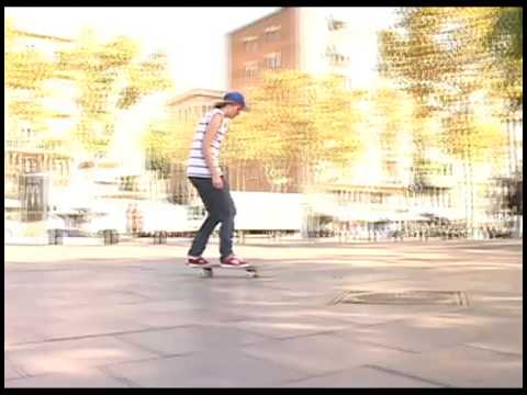 Sarah Meurle on Bellows Skateboards