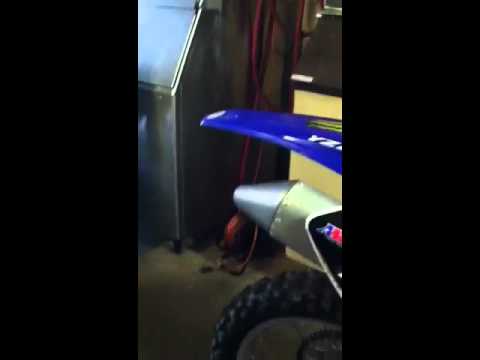how to remove yz250f carb
