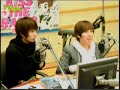 [171108] Hyuk sharing something to Teuk