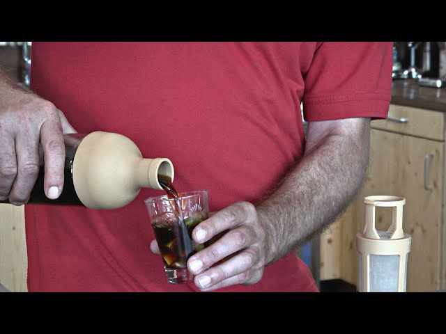 Kalter Kaffee mit Tonic und Zitrone | Kaffanero - die Kaffeerösterei Dresden
