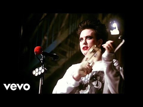 The Cure - Friday I'm In Love lyrics