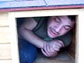 el q no tiene casa es por q no quiere...