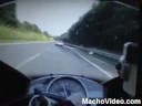 Bugatti Veyron vs. Yamaha R1 RACING DOWN MOTERWAY