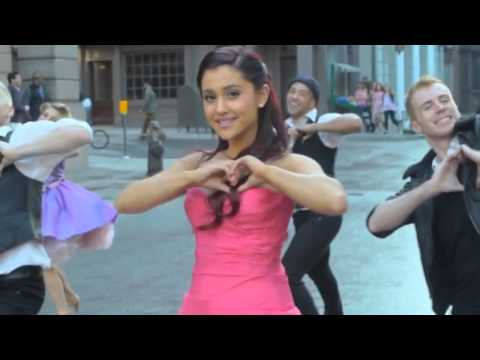  Ariana Grande - Put Your Hearts Up
