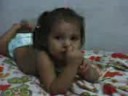 Alice sorrindo