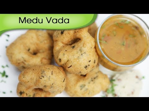 Medu Vada | Yummy Crispy South Indian Snack | Ruchi Bharani